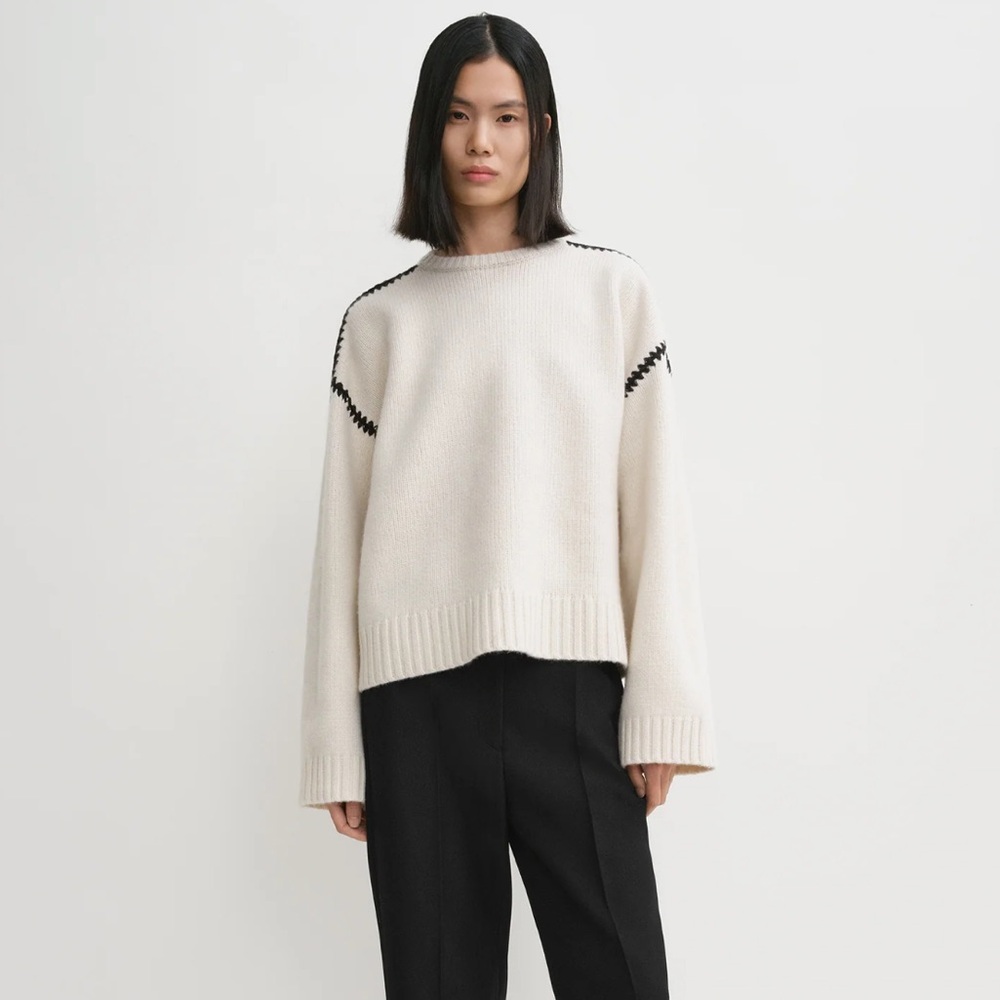 TOTEME - Embroidered wool cashmere knit in Snow - Size XS